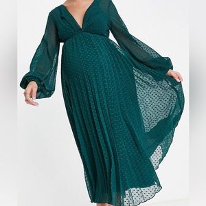 Emerald green maternity dress